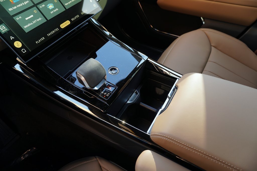 2026 LAND ROVER RANGE ROVER SPORT - Image 24