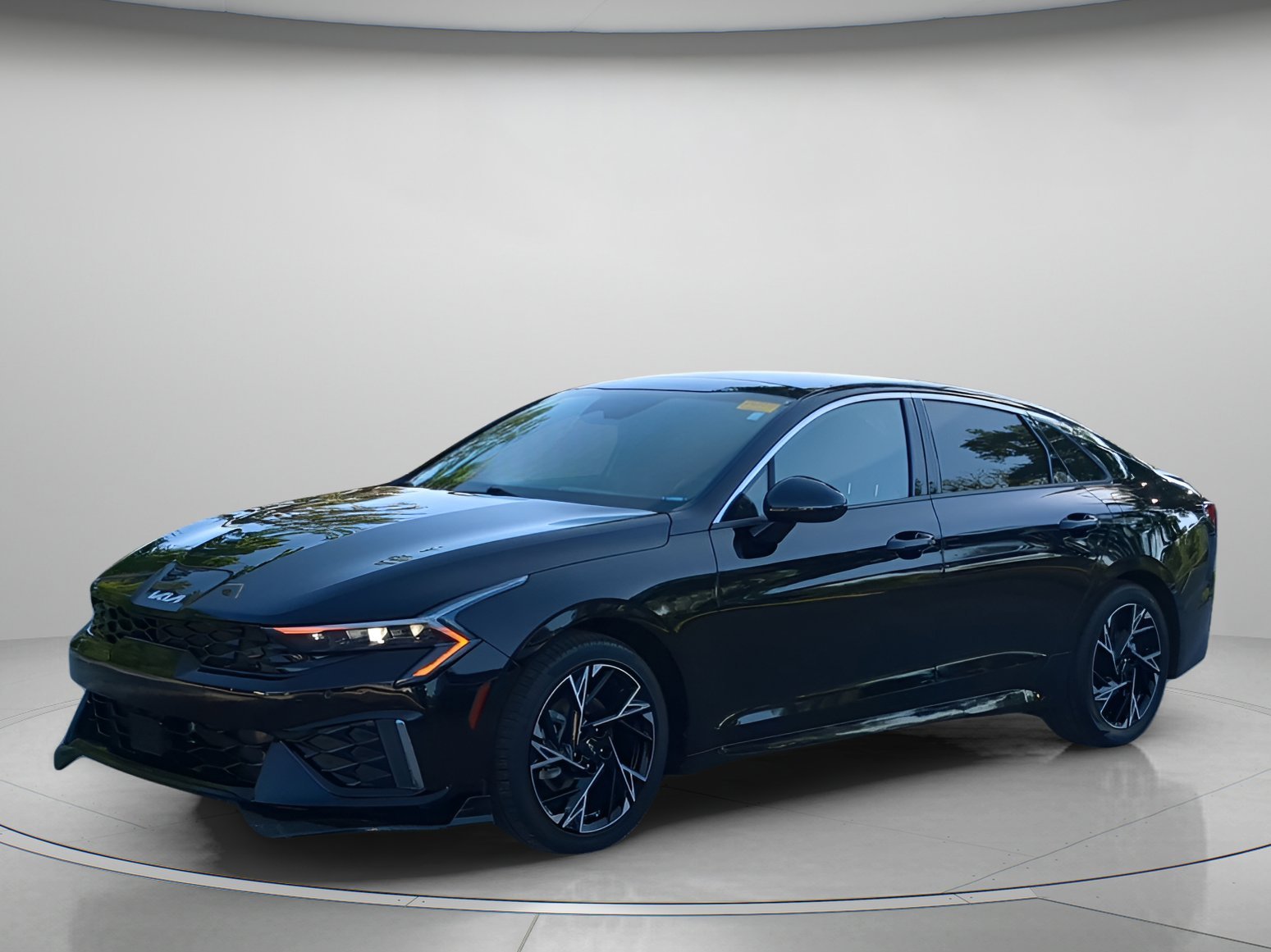 2025 Kia Optima GT-Line AWD's photo