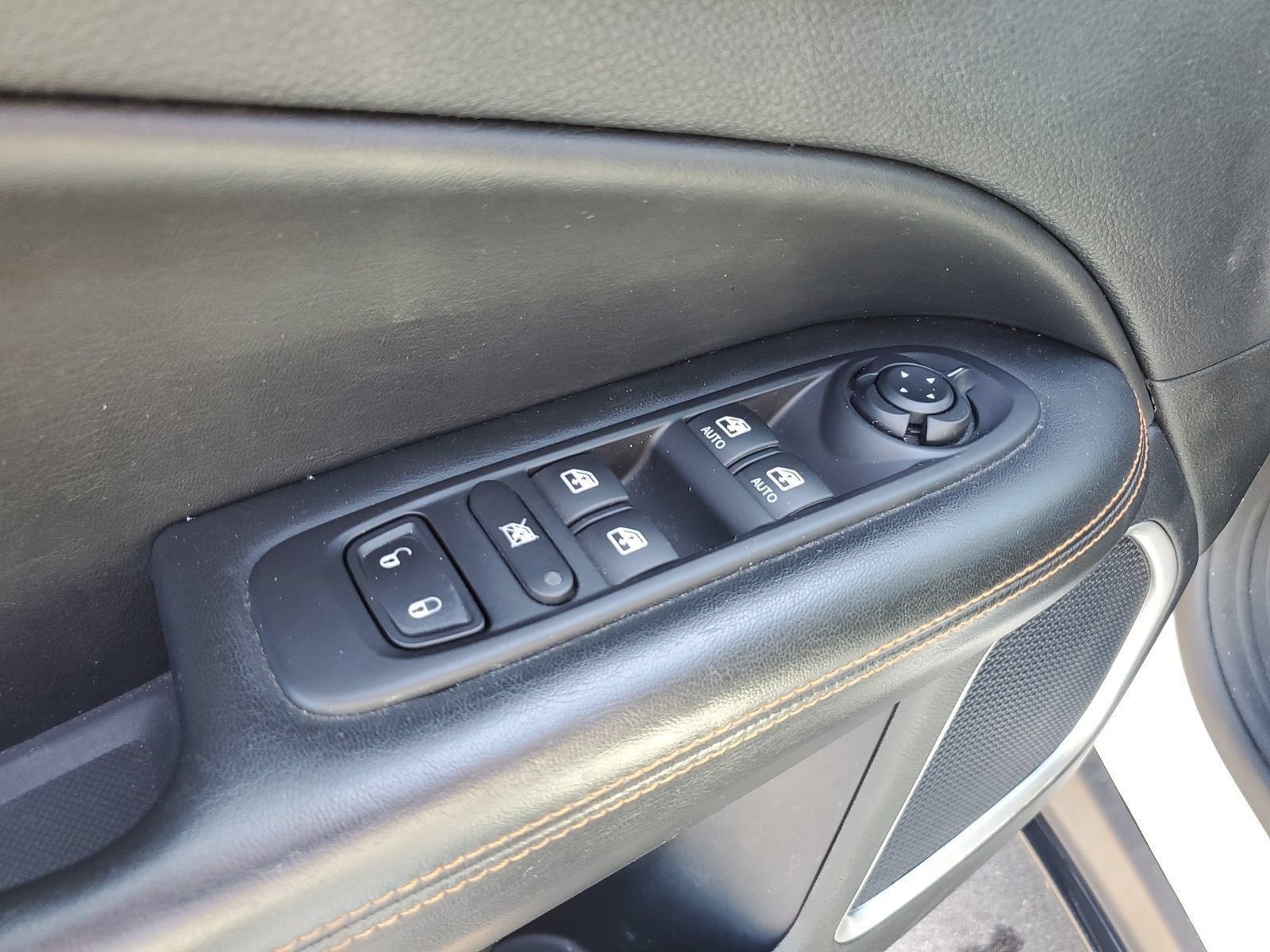 Used 2020 White Jeep Limited image 13