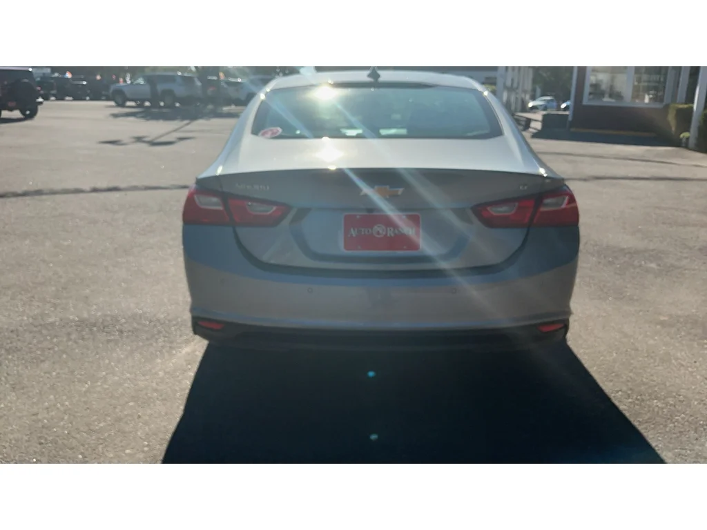 Used 2024 STERLING GRAY METALLIC Chevrolet LT image 6