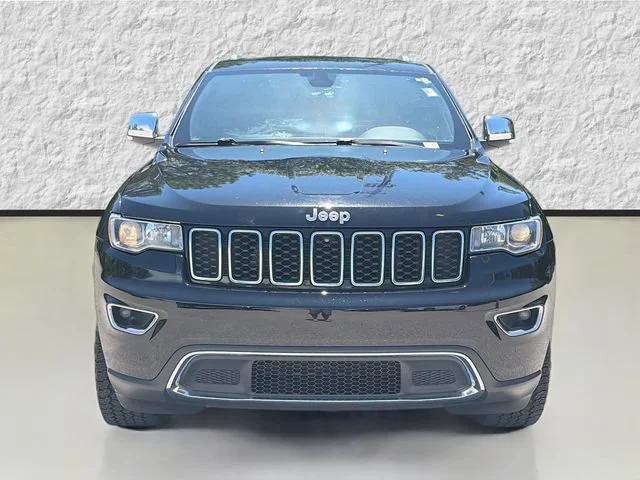 Used 2019 Diamond Black Crystal Pearlcoat Jeep Limited image 8