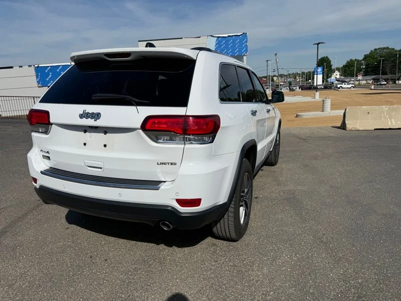 Used 2020 White Jeep Limited image 7