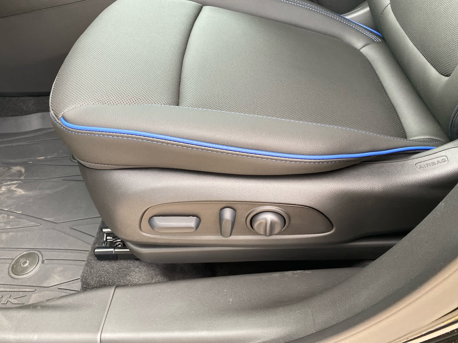 2026 Buick Encore GX Sport Touring - Photo 9