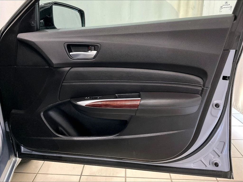 Used 2015 Gray Acura 3.5L V6 image 12