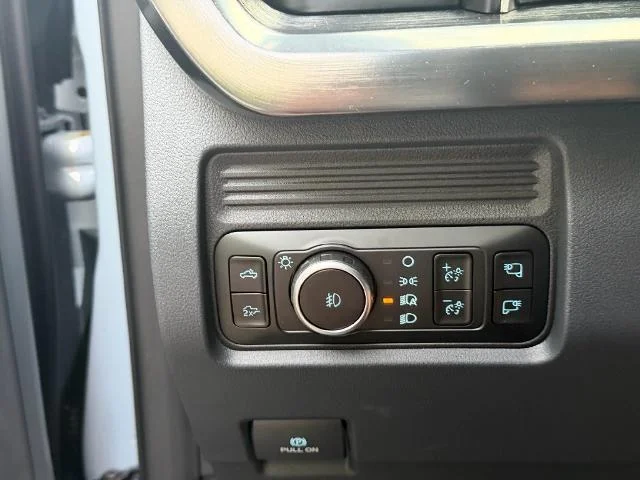 New 2027 Glacier Gray Metallic Tri-Coat Ford F-250® Lariat® image 43