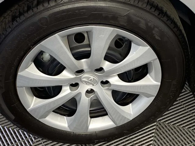 Used 2025 Silver Toyota LE image 27