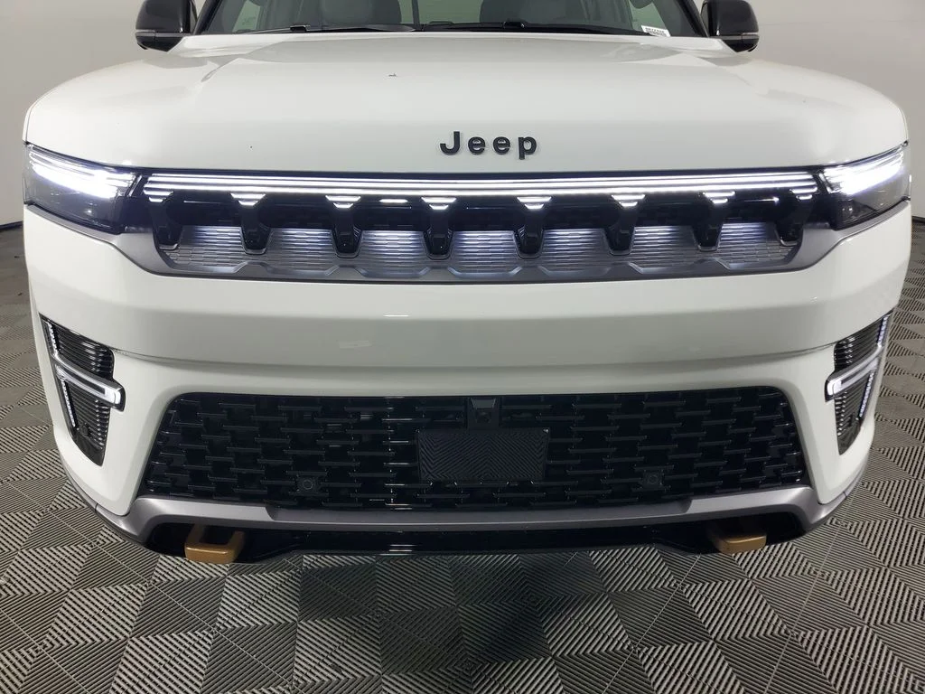 New 2026 White Jeep 85th Anniversary Edition image 10