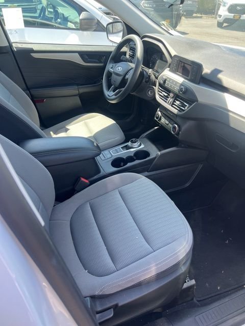 Used 2022 White Ford S image 5