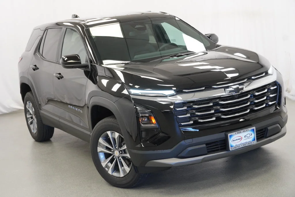 New 2027 Mosaic Black Metallic Chevrolet LT image 12