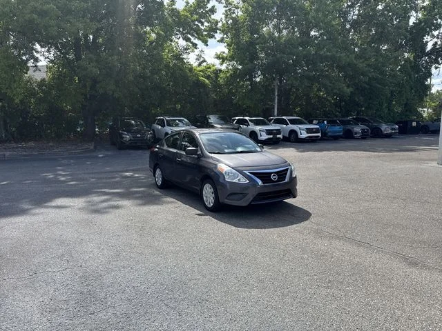 Used 2015 Gray Nissan 1.6 S image 3