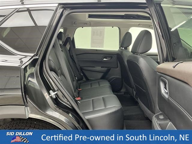Used 2023 Super Black Nissan SV image 22