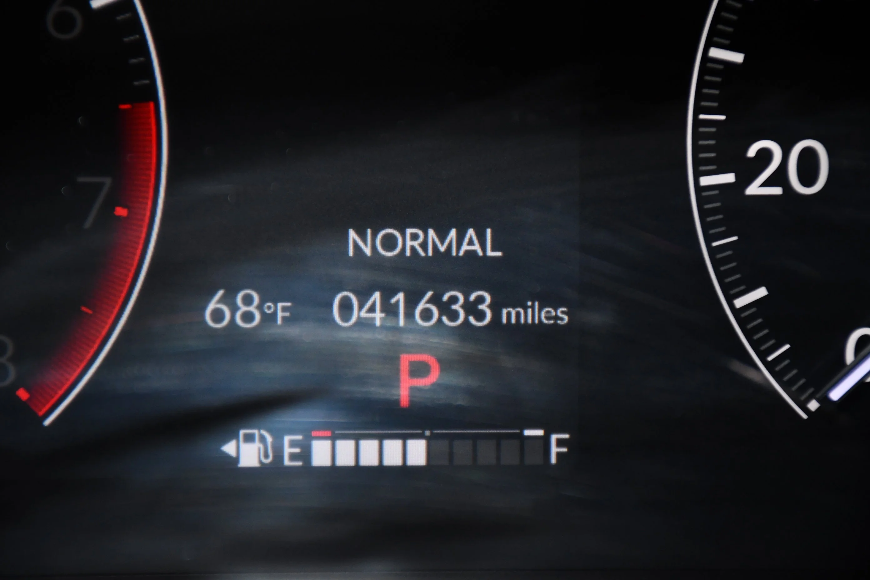 Used 2025 Solar Silver Metallic Honda LX image 17