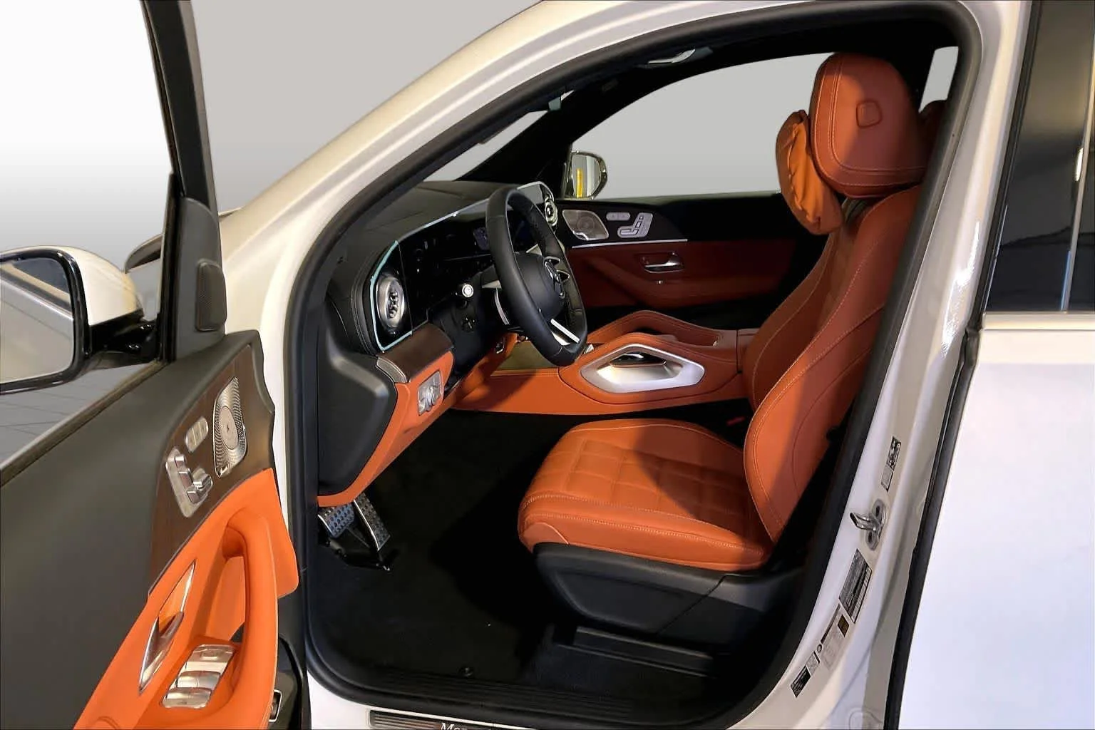 New 2027 Polar White Mercedes-Benz GLS 450 image 13