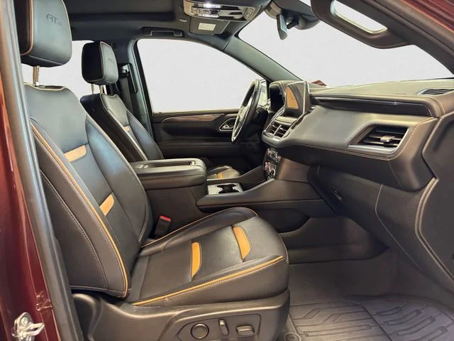 Used 2023  GMC AT4 image 16