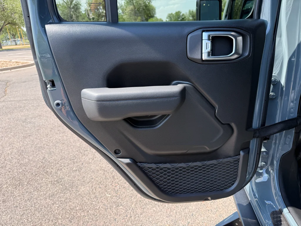 New 2026 Anvil Clearcoat Jeep Sport S image 13