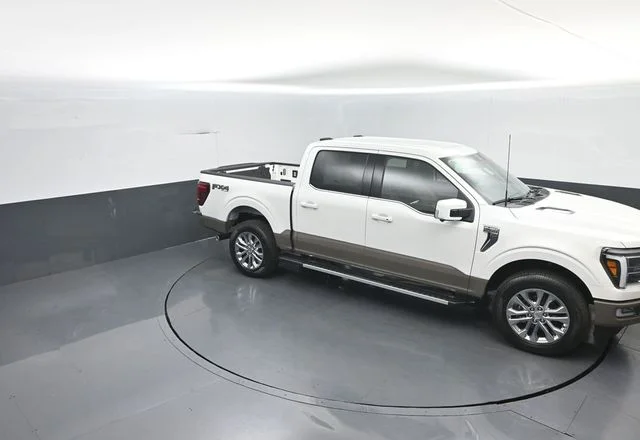 New 2026 Star White Metallic Tri-Coat Ford King Ranch® image 24