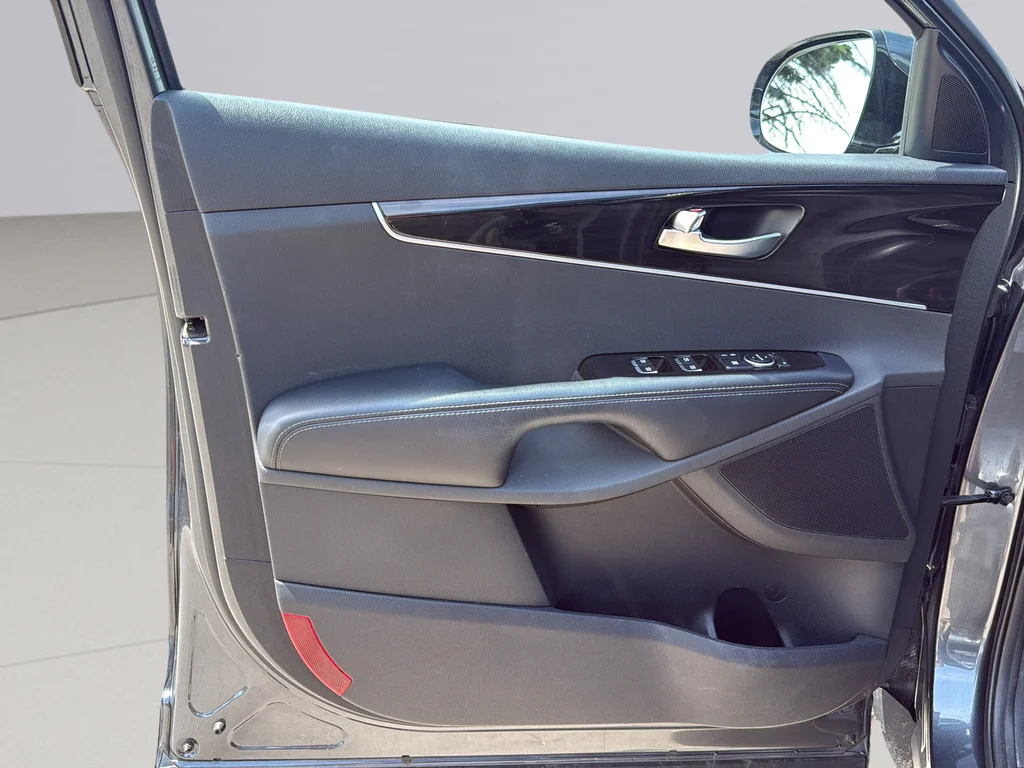 Used 2020 Gravity Gray Kia EX image 26