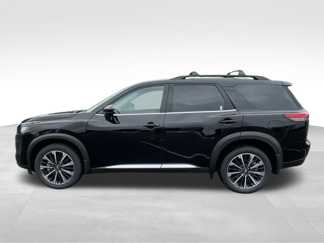 New 2026 Black Nissan Platinum image 5