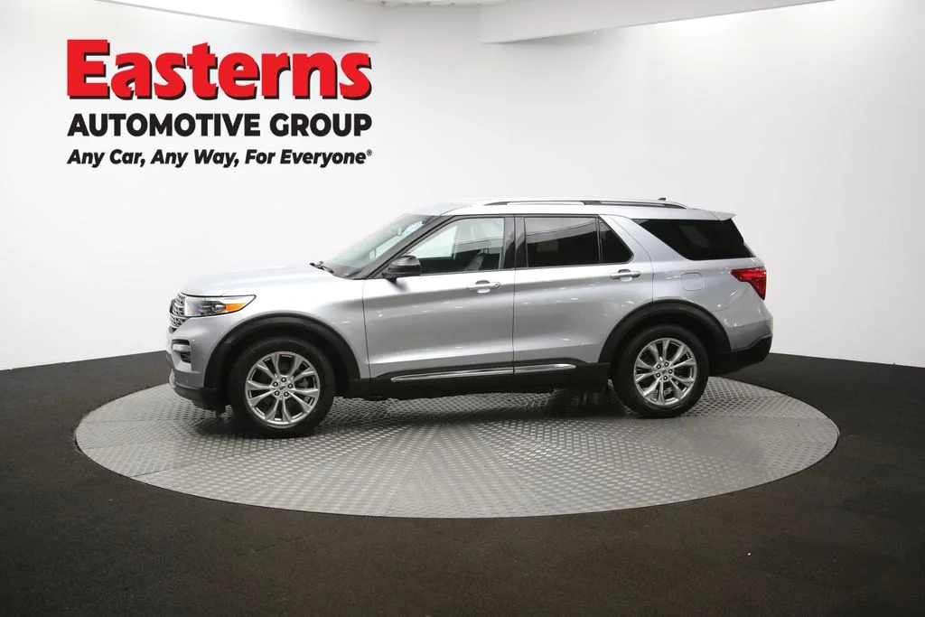 Used 2024 Silver Ford Limited image 59
