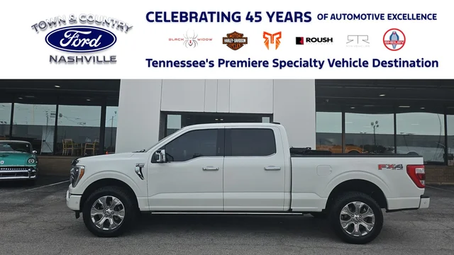 Pre-Owned 2022 Ford F-150 2022 FORD F-150 PLATINUM CREW CAB 4DR 145 WB 4WD