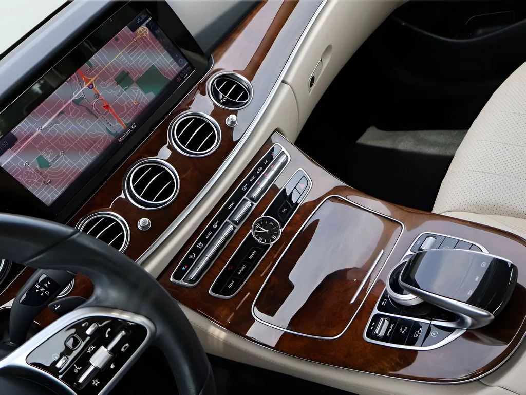Used 2019 Black Mercedes-Benz E 300 image 21