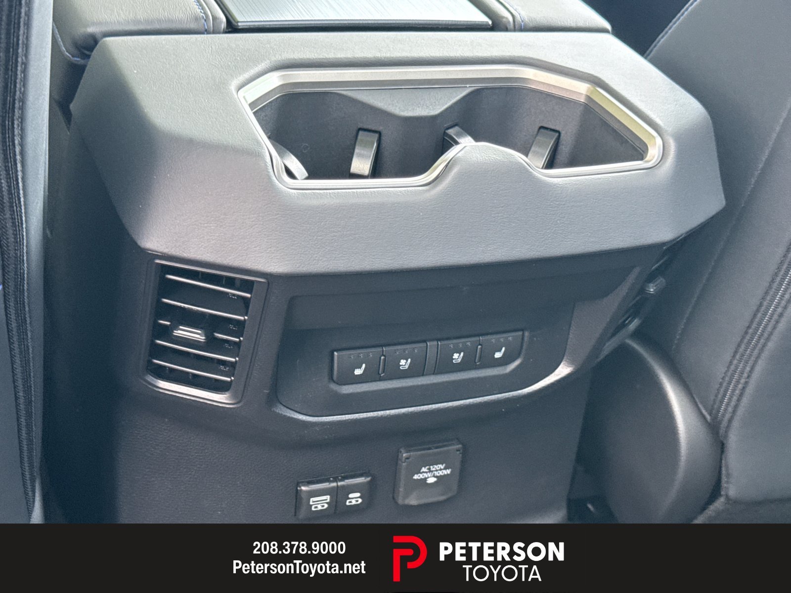 New 2026 Wind Chill Pearl Toyota Platinum image 12