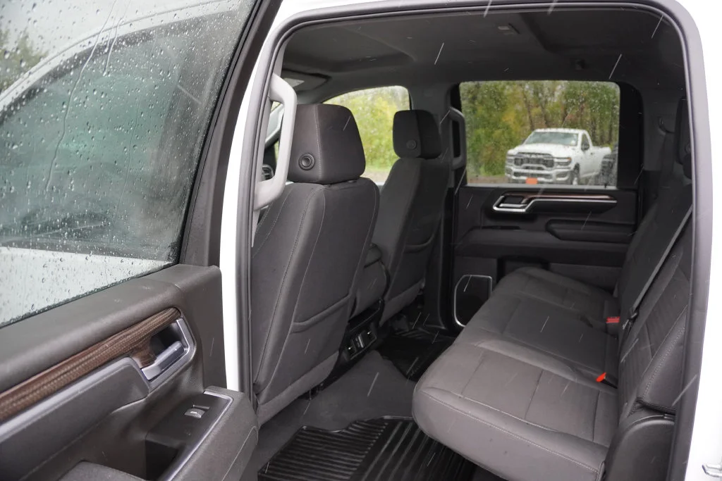 Certified Used 2025 Summit White Chevrolet LT image 17