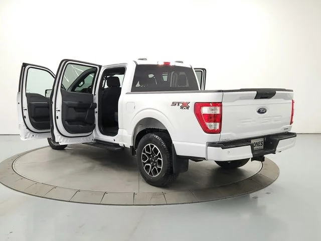 Used 2023 White Ford XLT image 13