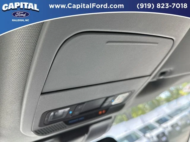 Used 2025 White Ford XLT image 32