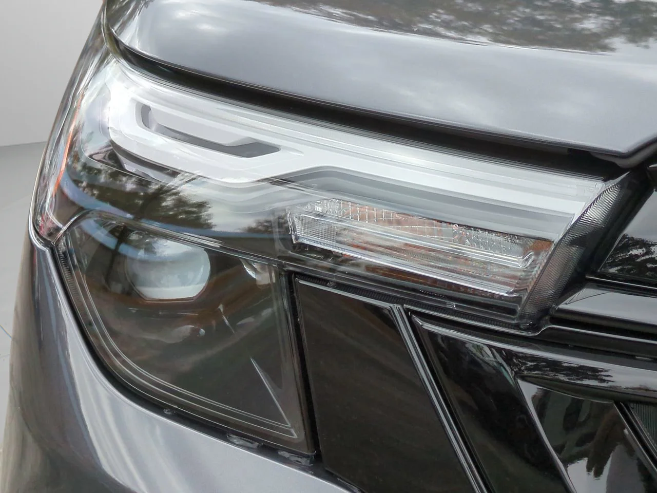 Used 2026 Gray Subaru Sport image 27
