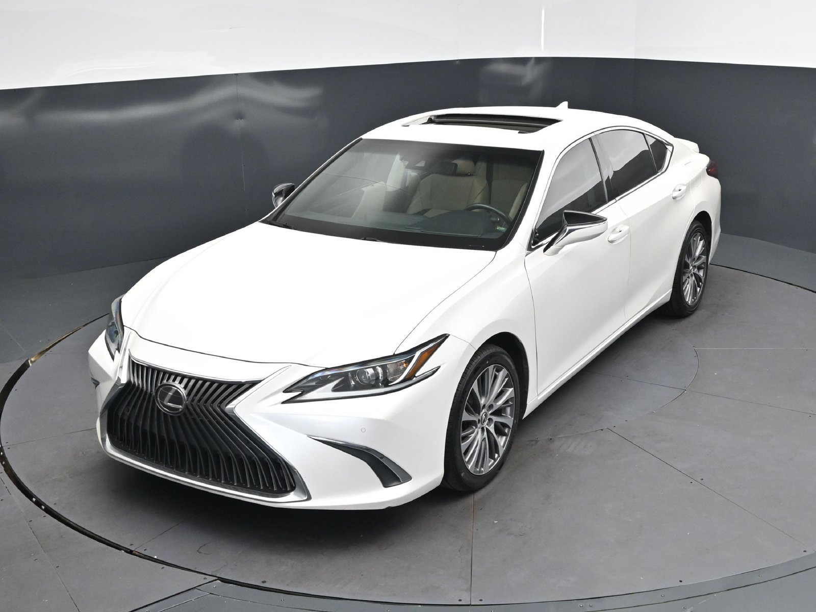 2021 Lexus ES 350 - Photo 30