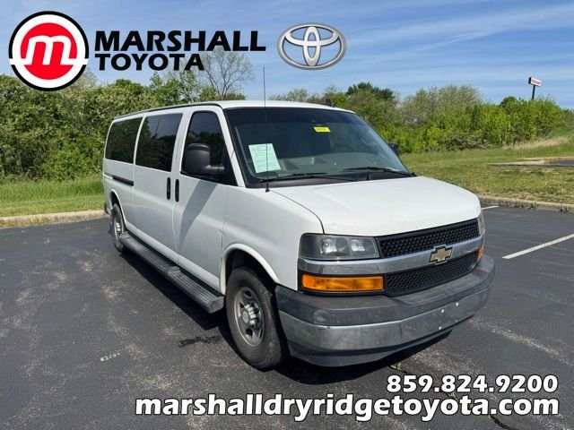 2019 Chevrolet Express Passenger LT