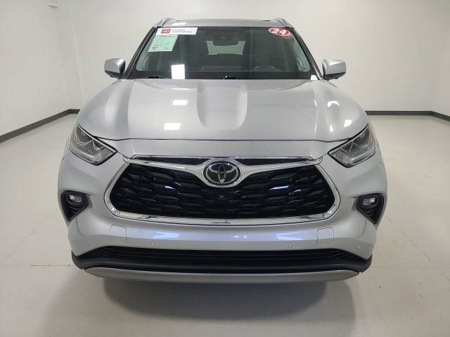 2024 Toyota Highlander Platinum - Photo 41