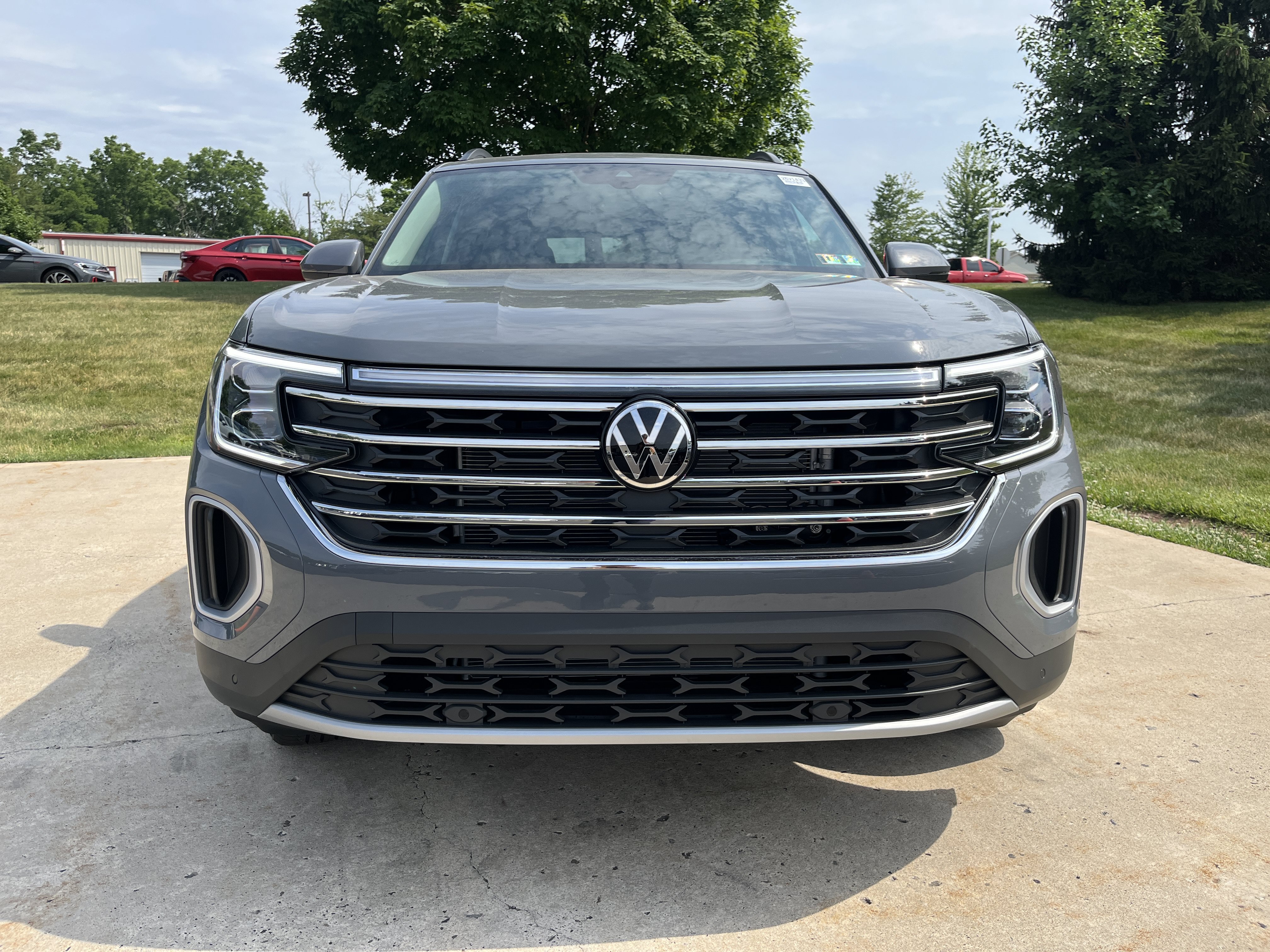 New 2026 Pure Gray Volkswagen 2.0T SE w/Technology image 8