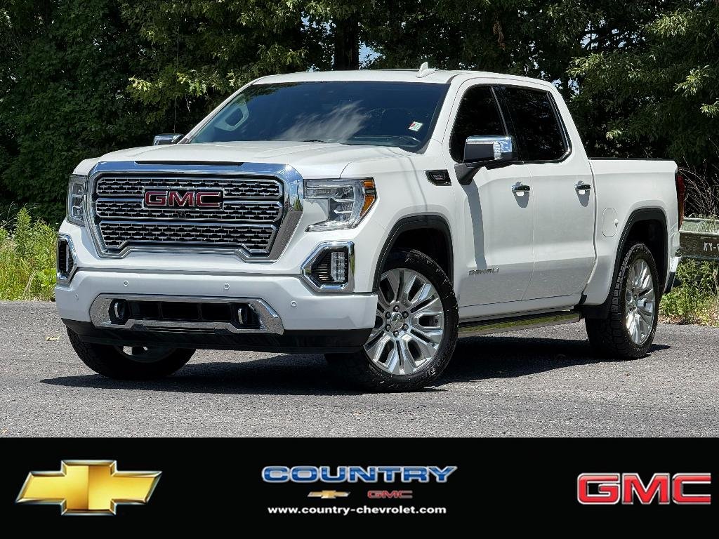 2020 GMC Sierra 4WD Crew Cab Short Box Denali's photo
