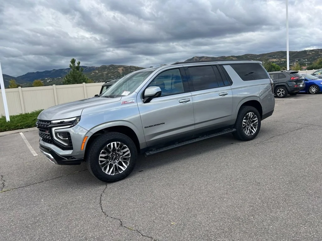 Used 2025 Sterling Gray Metallic Chevrolet Z71 image 8