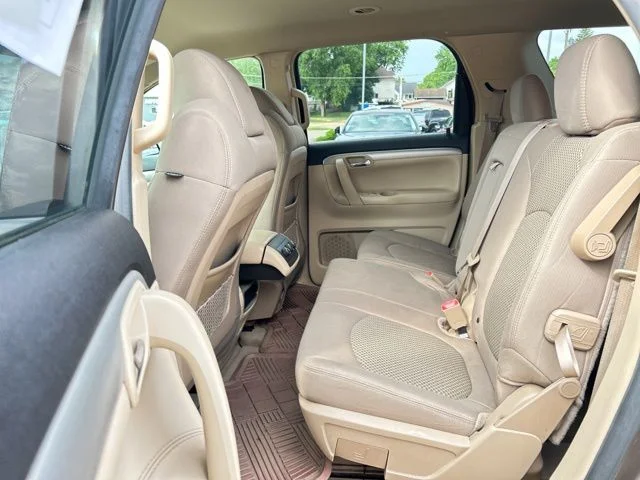 Used 2007 Cocoa Saturn XE image 15