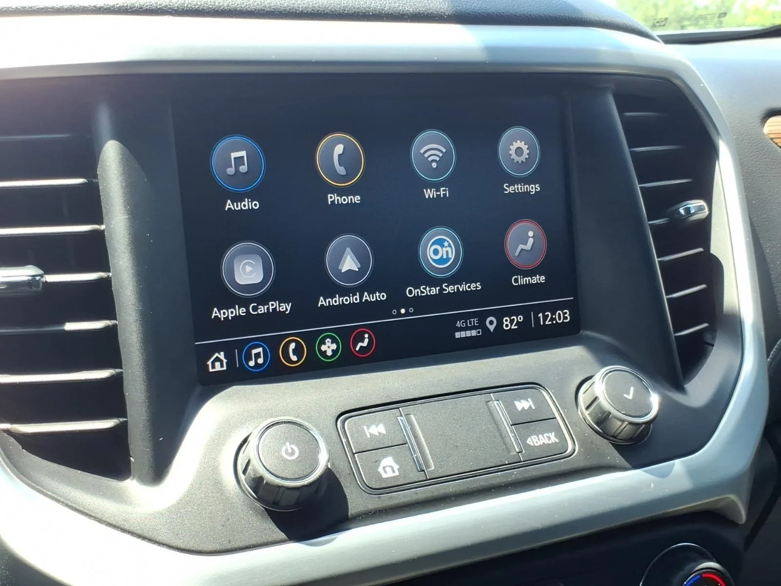 Used 2021 WHITE GMC SLE image 22