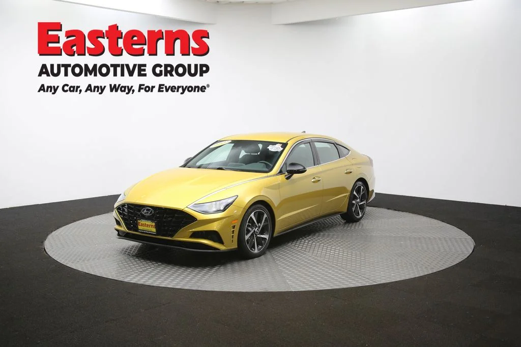 Used 2021 Yellow Hyundai SEL Plus image 54