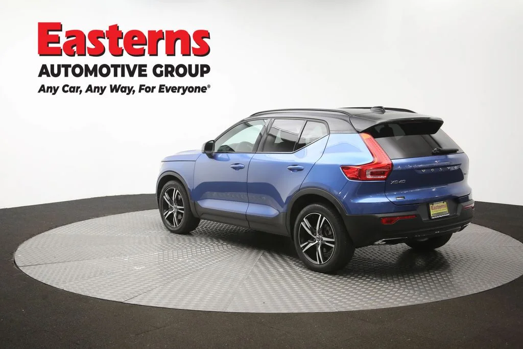 Used 2020 Blue Volvo R-Design image 64
