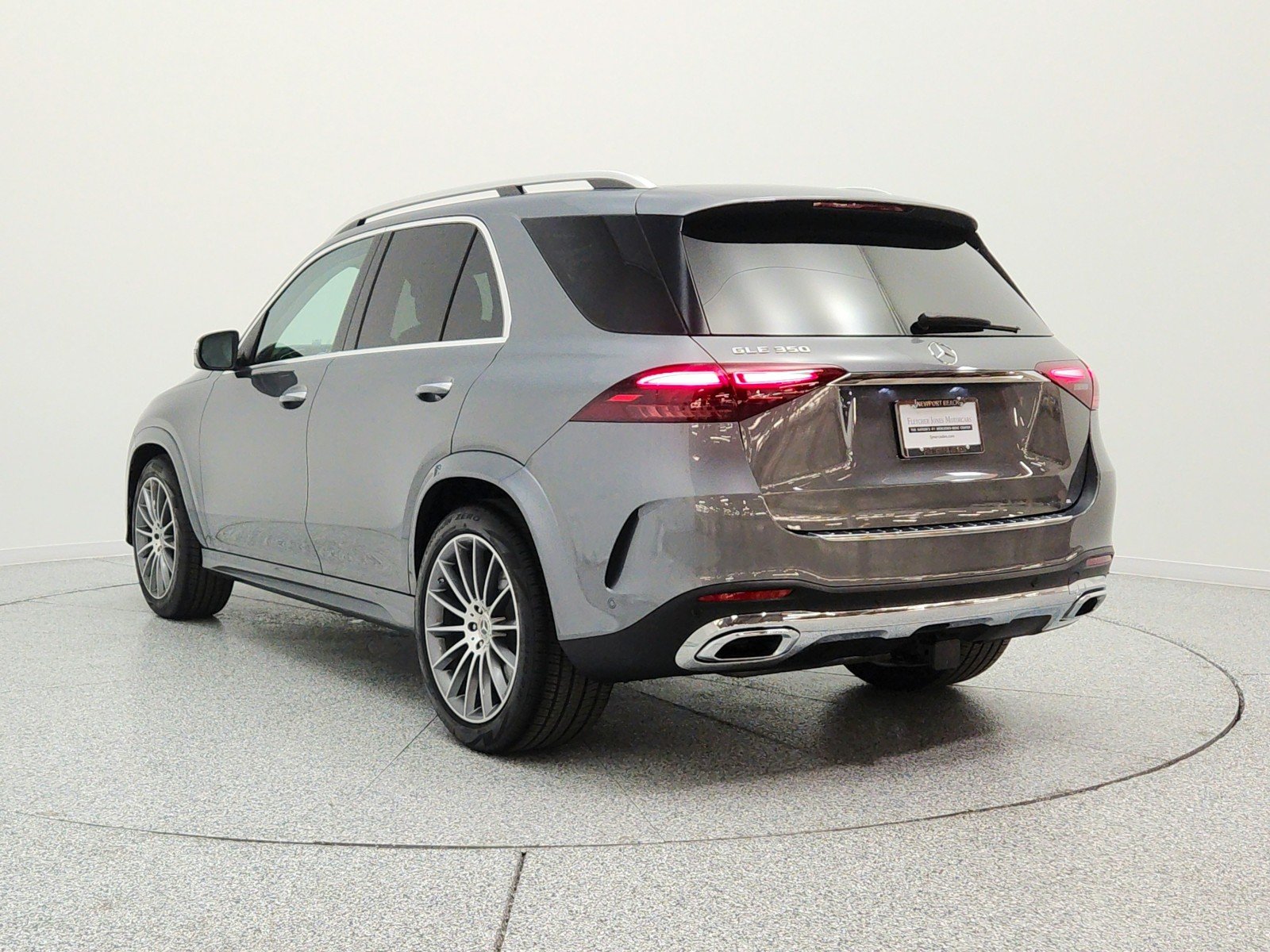 Used 2025 Selenite Grey Metallic Mercedes-Benz GLE 350 SUV image 7