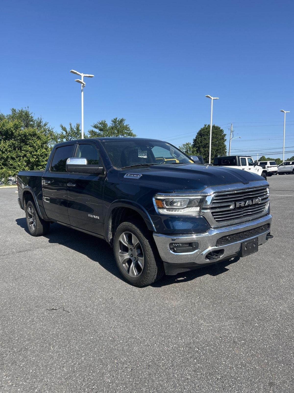 2020 RAM 1500 Laramie 4x4 Crew Cab 5'7's photo