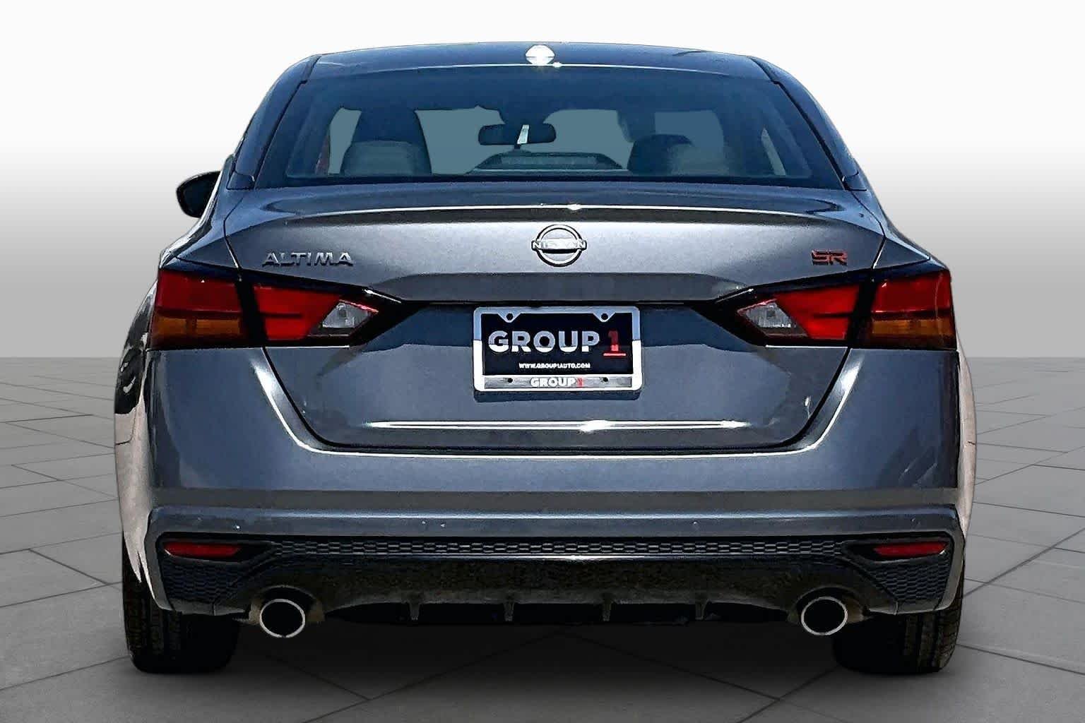 Used 2024 Gun Metallic Nissan 2.5 SR image 5