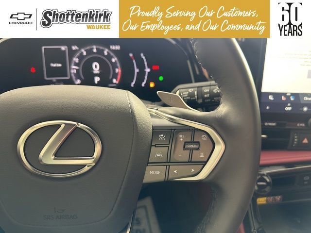 Used 2025 White Lexus NX 250 Premium image 27