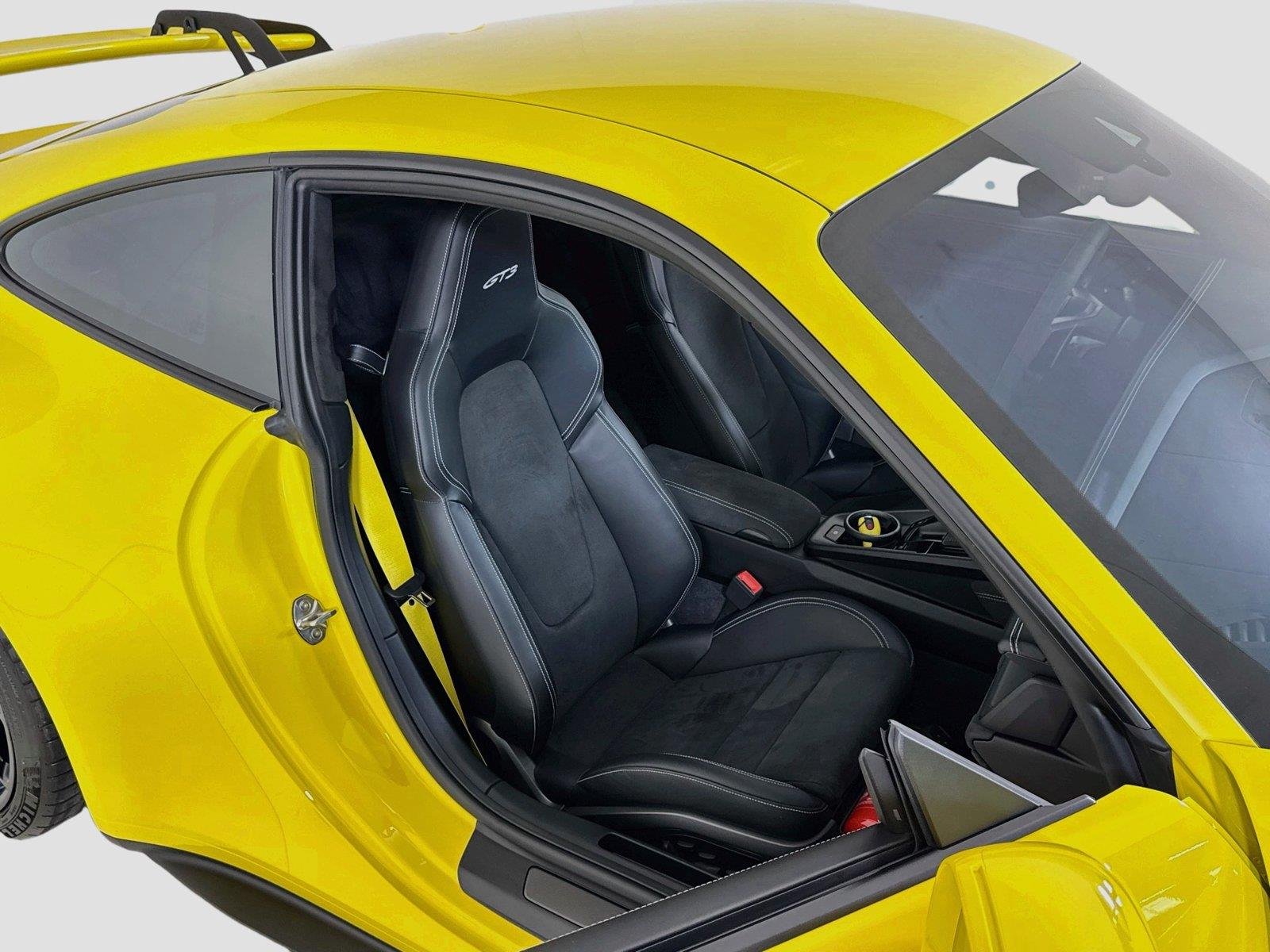 Used 2022 Racing Yellow Porsche GT3 | PCCB | PDLS+ | Matte Carbon Trim | Exclusive Design Taillights image 25