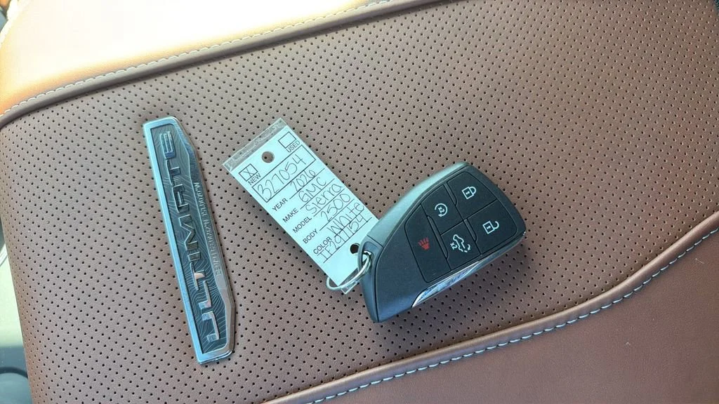 2026 GMC Sierra 2500HD Denali Ultimate - Photo 21