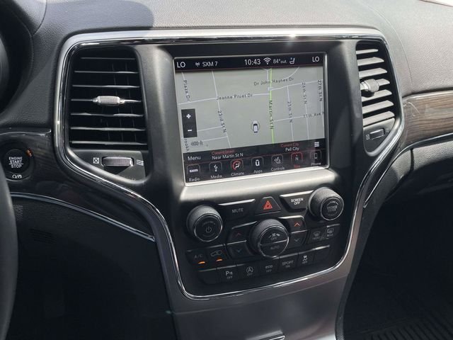 Certified Used 2018 Granite Crystal Clearcoat Metallic Jeep Overland image 14