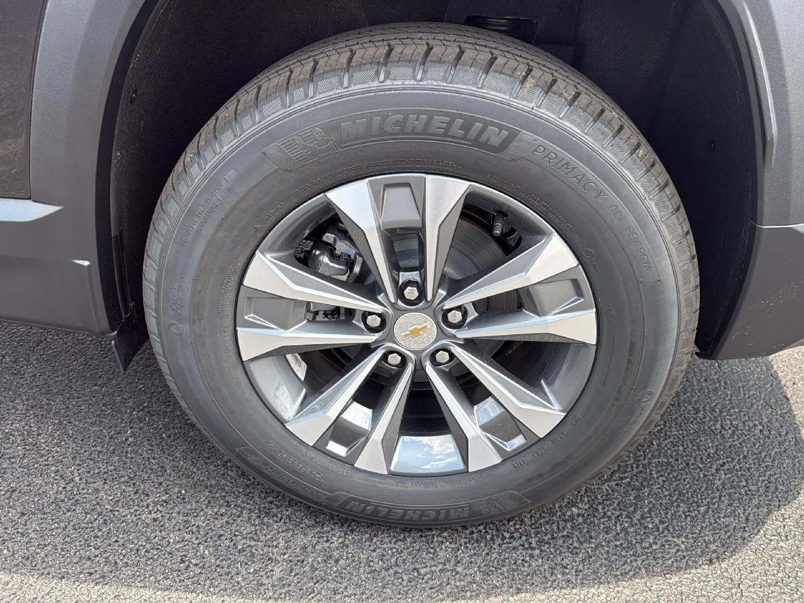 2027 Chevrolet Equinox LT - Photo 33