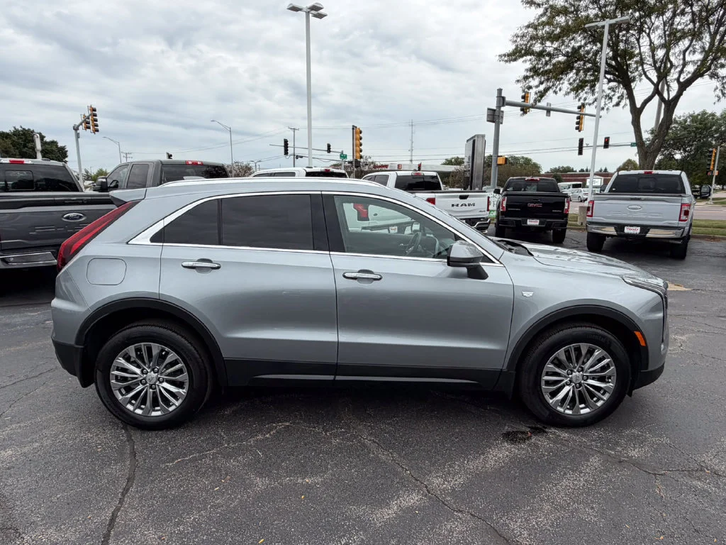 2024 Cadillac XT4 Premium Luxury - Photo 13