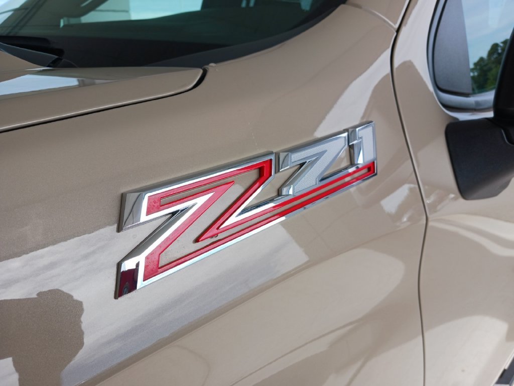 Used 2022 Beige Chevrolet LT Trail Boss image 40